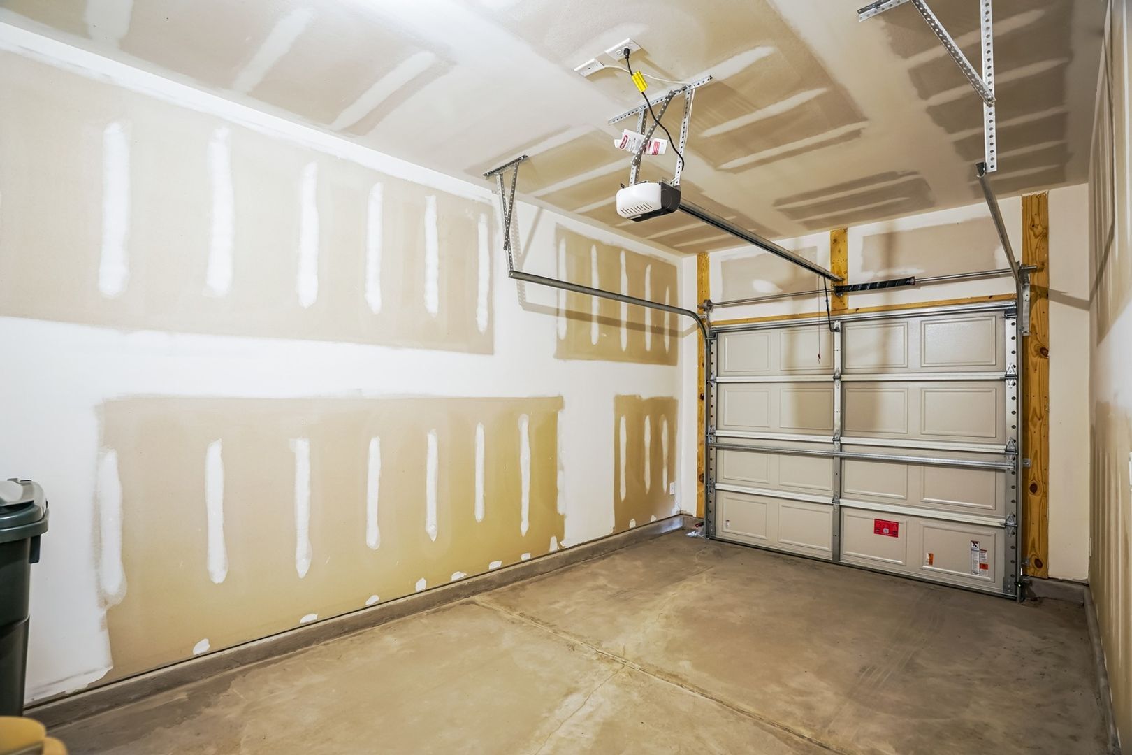 Building Photo - 20 Honeydew Wy