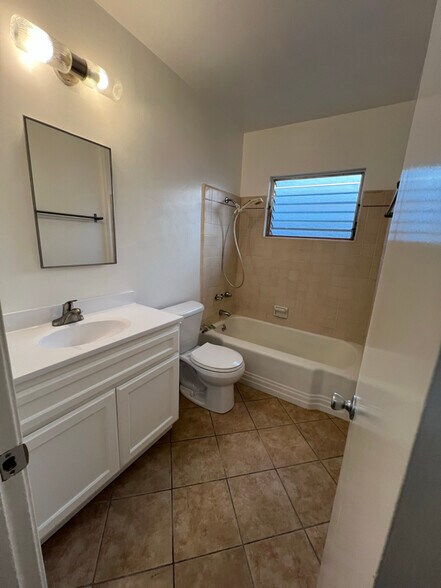 Building Photo - 5743 La Mirada Ave