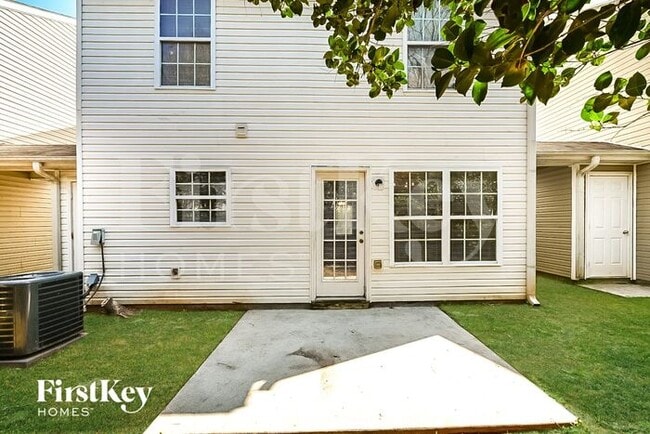 Building Photo - 409 Kendall Ln