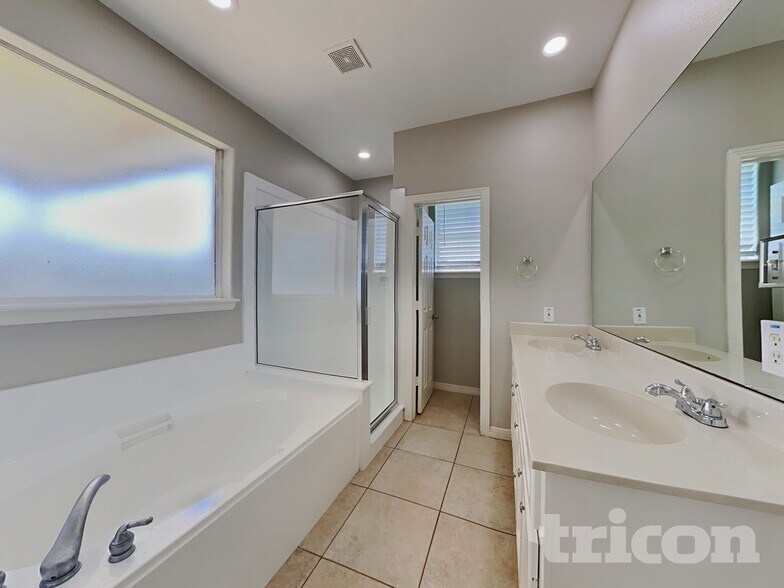 Building Photo - 138 Snug Harbor Blvd