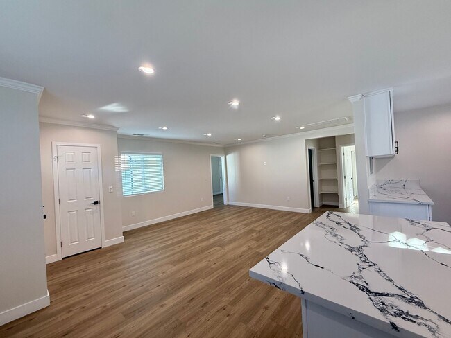 Building Photo - Brand new home 3/2 in prime Sylmar area