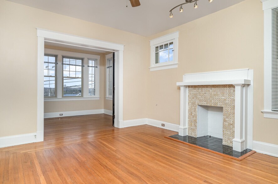 Living & Sunroom Open French Doors - 5248 Montgomery Rd