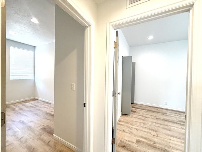 Building Photo - 1090 S 1100 E