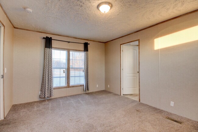 Building Photo - 269 Seays Rd