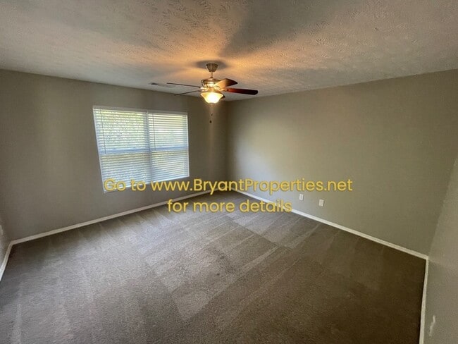 Building Photo - Single Family