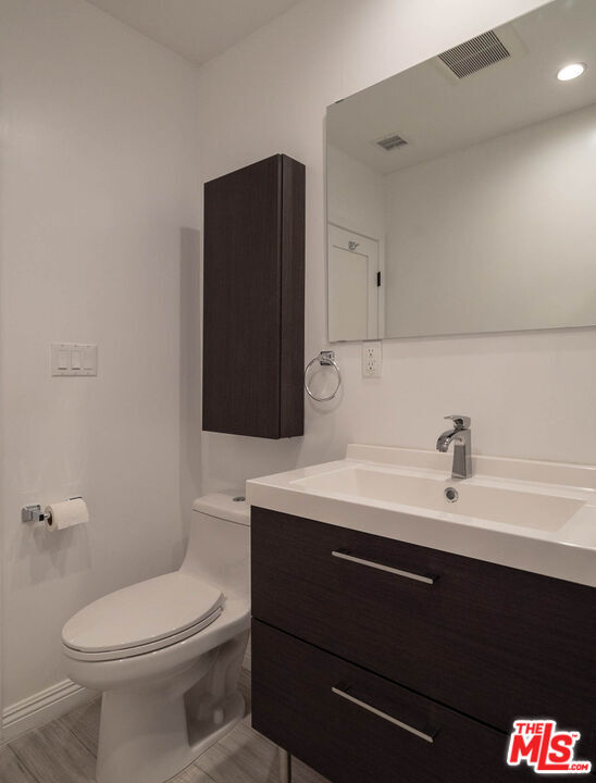 Building Photo - 4274 Elenda St