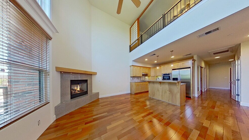 Building Photo - 915 Sutter St