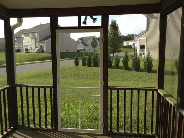 Building Photo - 107 Rosemont Ln