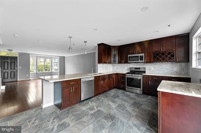 Building Photo - 10907 Daniel Sim Ct