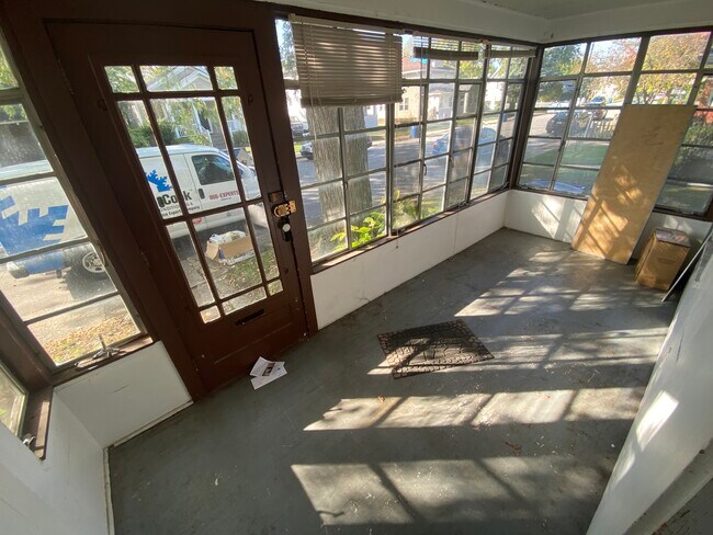 Building Photo - 332 Milburn Ct