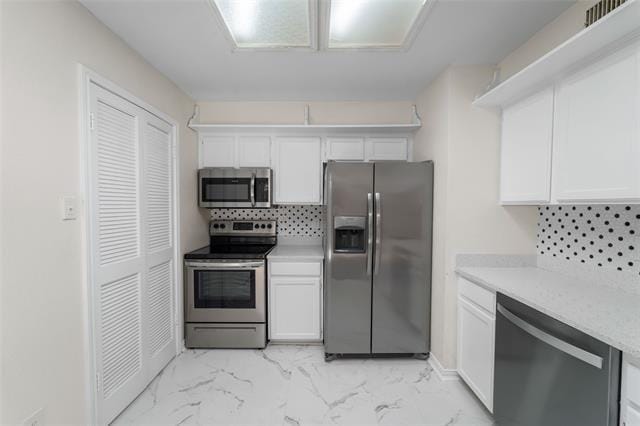 Building Photo - 4937 Oakbluff Dr