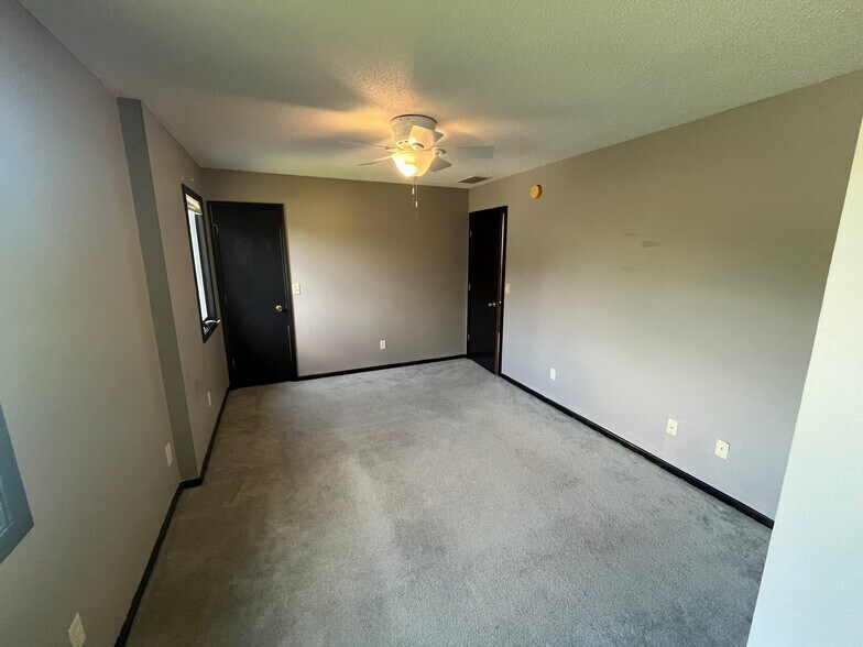 Building Photo - 7633 Irwin Pines Ct