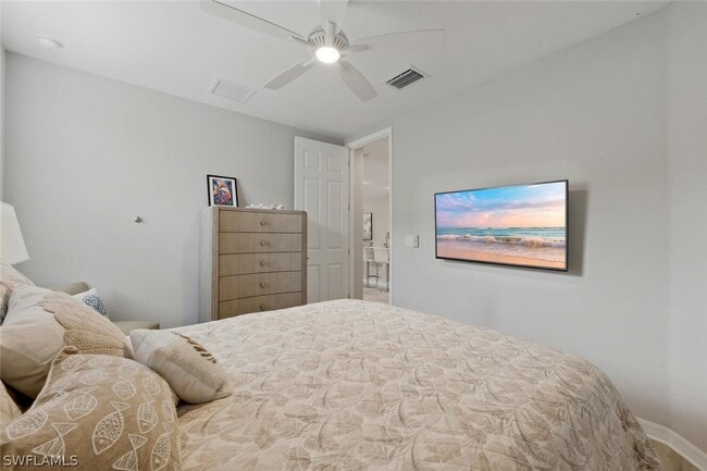 Building Photo - 14827 Edgewater Cir