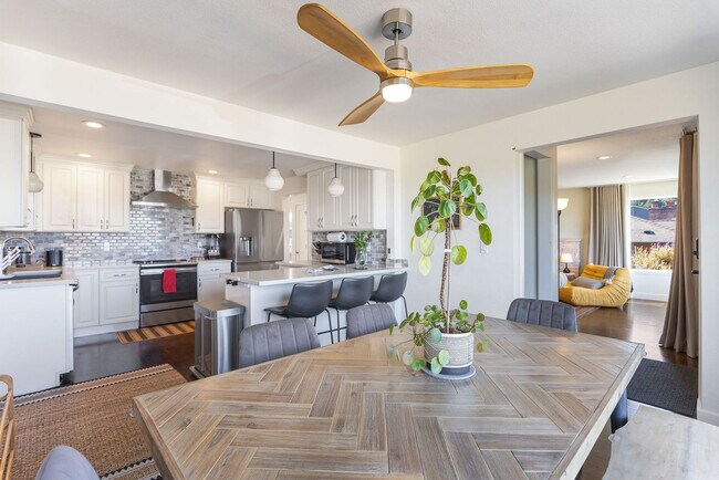 Building Photo - 9024 40th Ave SW