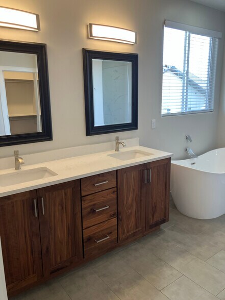 Building Photo - 1838 W 180 N