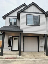 Building Photo - 1550 E 3rd St