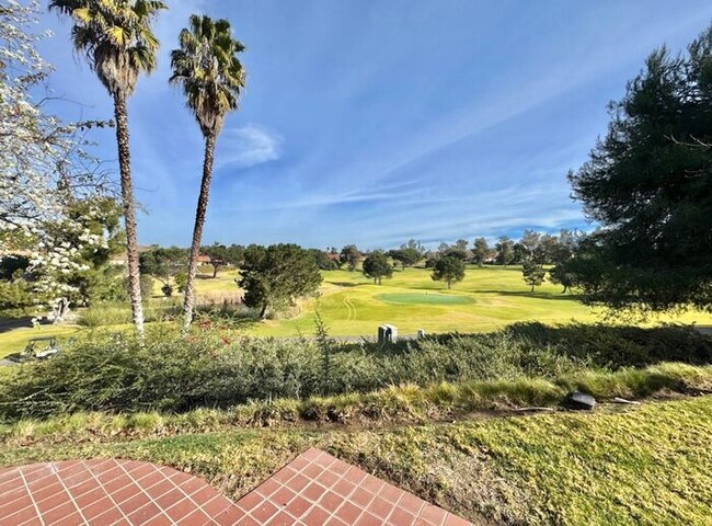 Building Photo - Sweeping Views! Rare and Peaceful 5-home e...