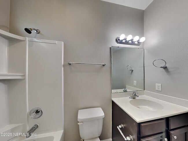 Building Photo - 95109 Cypress Trail