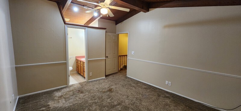 Building Photo - 479 E 820 S