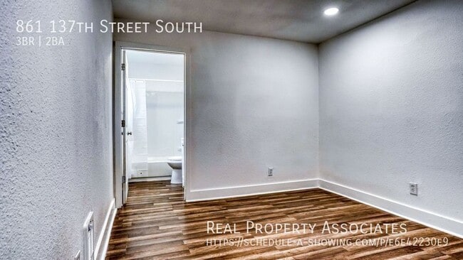 Building Photo - 861 137th St S