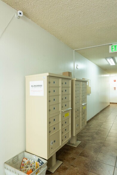 Building Photo - 5125 Harold Way