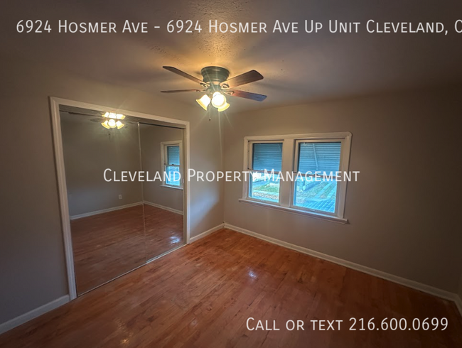 Building Photo - Newly Renovated Cleveland Duplex