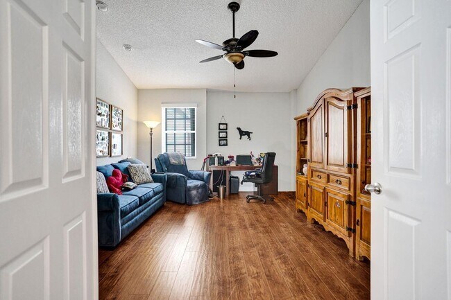Building Photo - 10256 Andover Coach Cir