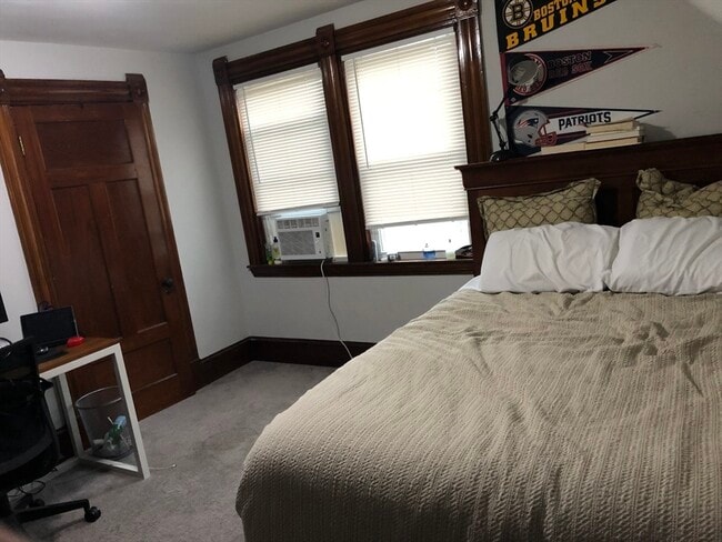 Building Photo - 1122 Adams St