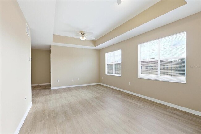 Building Photo - 1015 Villagio Cir
