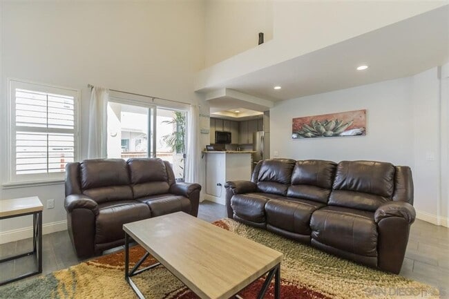 Building Photo - 2 Bed / 2 Bath Townhome in El Cajon