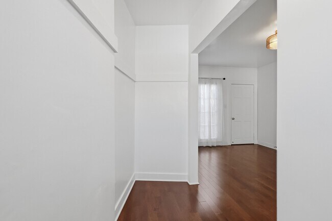 Building Photo - 4407 Melbourne Ave