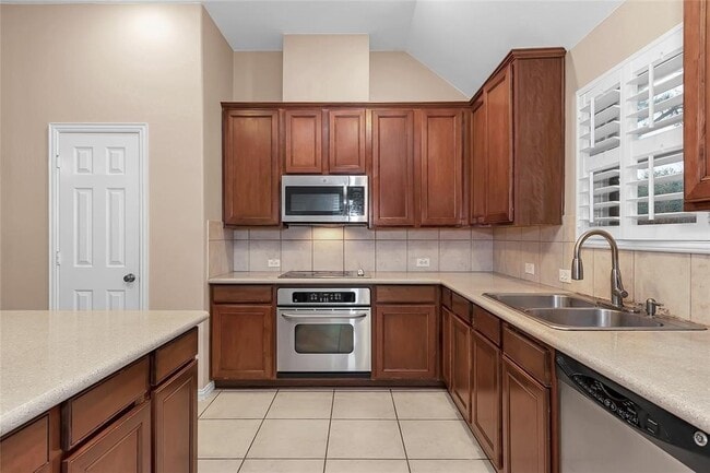 Building Photo - 8318 Lemonmint Meadow Dr