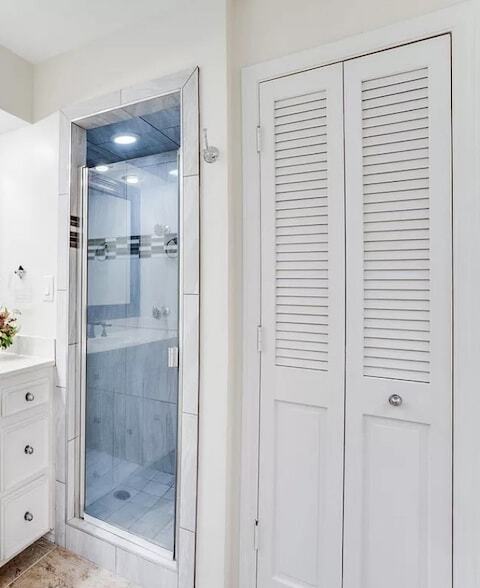 Building Photo - 5818 Orchid Ln