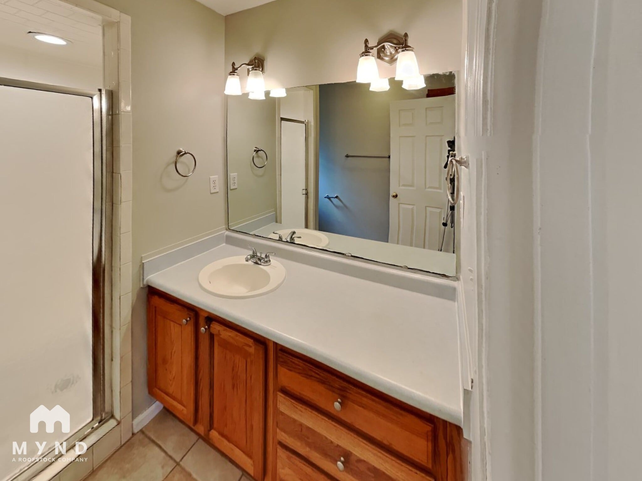 Building Photo - 1728 Russet Woods Ln