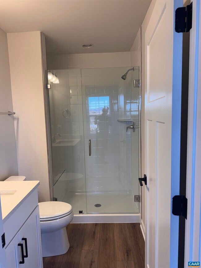 Building Photo - 2225 Woodburn Rd