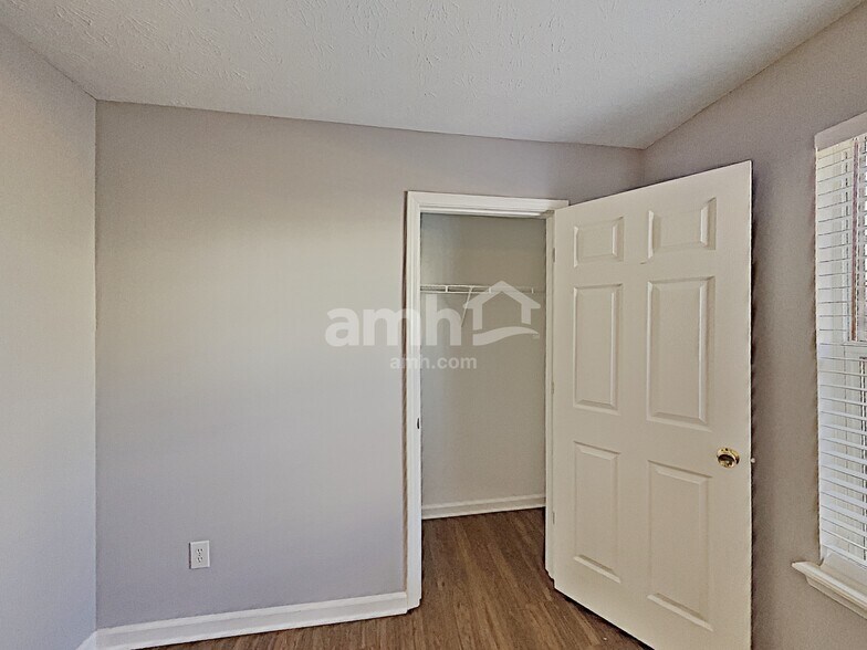 Building Photo - 4607 Noah Overlook E