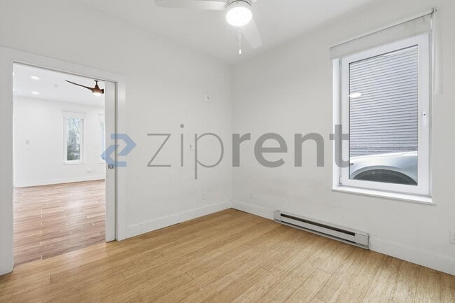 Building Photo - 245 Norwell St