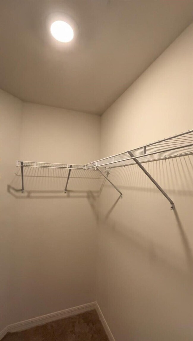 Building Photo - 5335 Entertainment Way