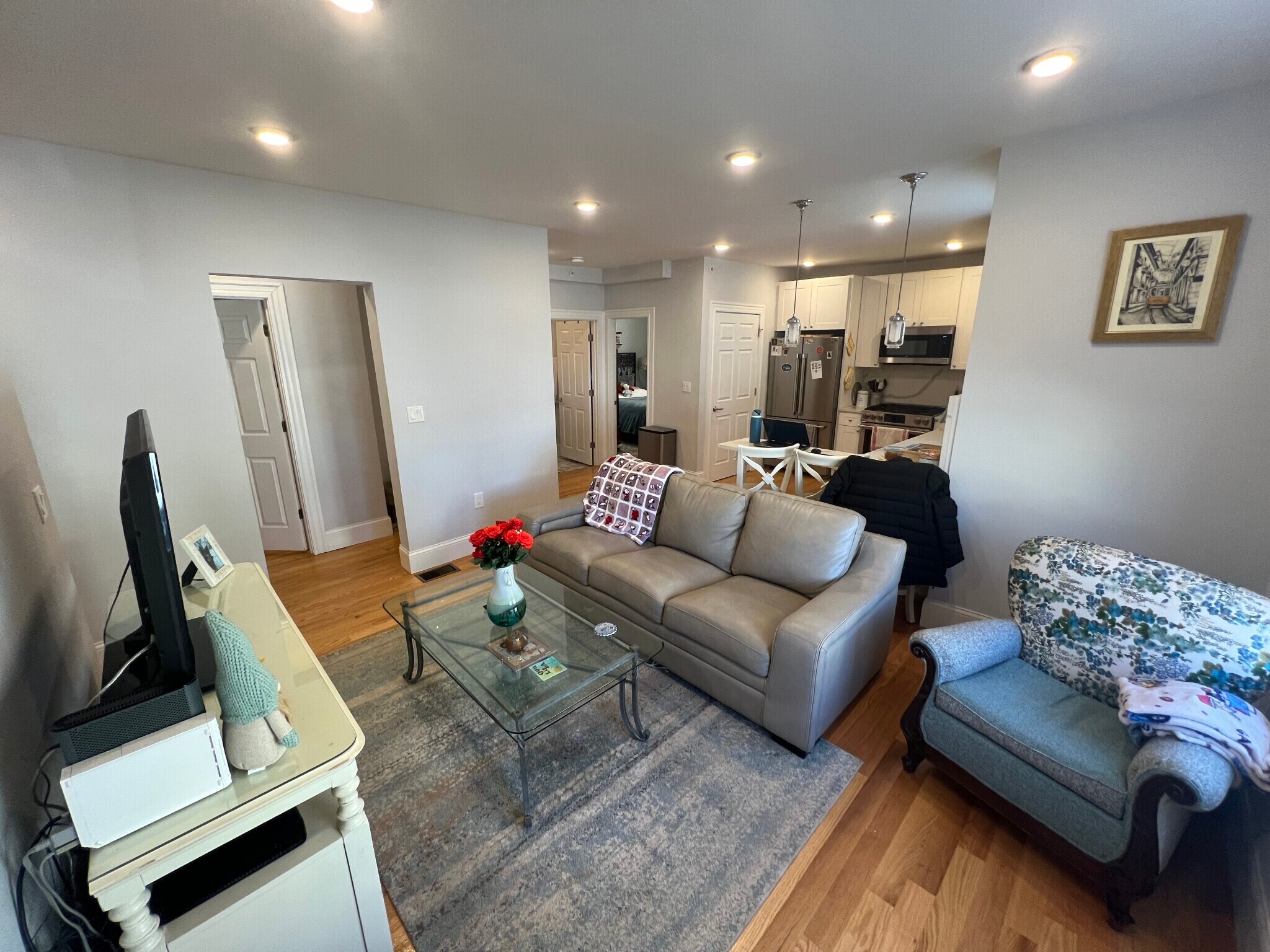 Building Photo - 73 Winchester St