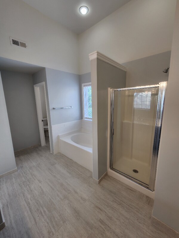 Building Photo - 317 Timber Meadow Lake