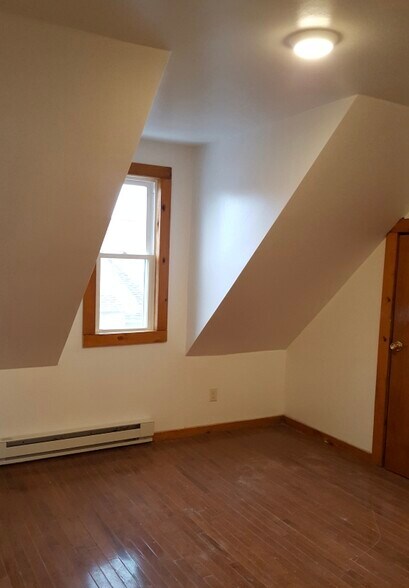 Building Photo - 349 Hampden St