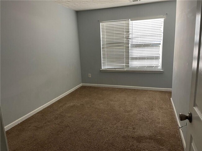 Building Photo - 1538 Viero Dr