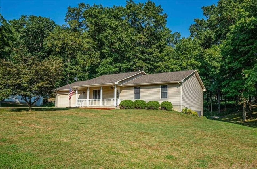 Primary Photo - 120 Edgewood Rd