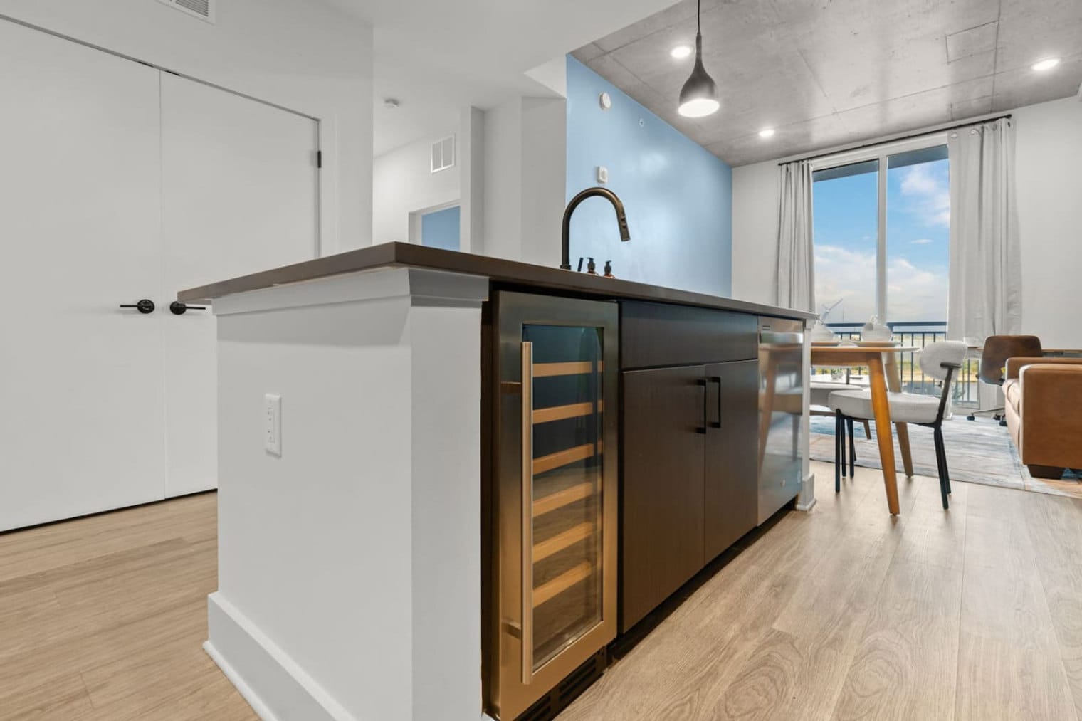 Building Photo - 605 N 12th St