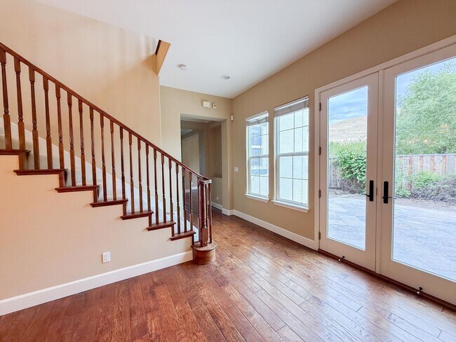 Building Photo - 342 Stanforth Ct