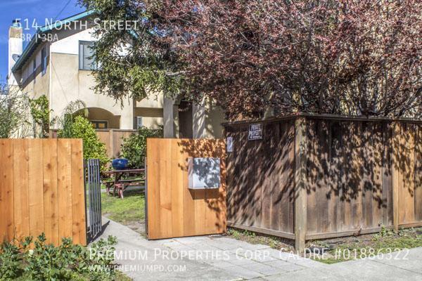 Building Photo - 514 North St