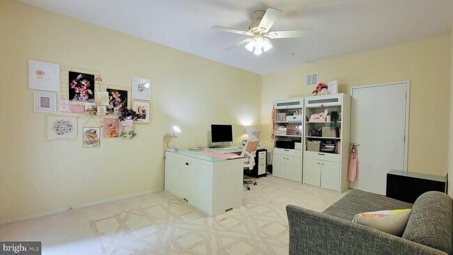 Building Photo - 2010 N Westmoreland St