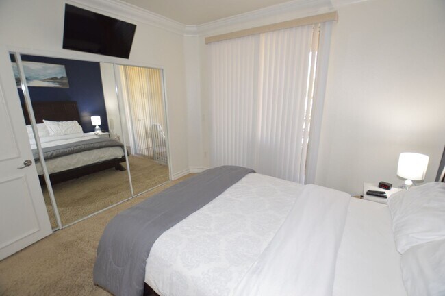 Building Photo - Newly Remodeled & Furnished Luxury Condo Rental near the Las Vegas Strip!