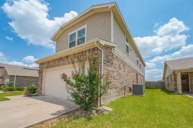Building Photo - 25327 Cheshire Knoll St