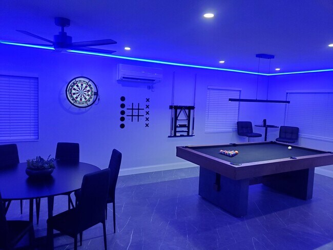 Building Photo - 8797 Rose Way